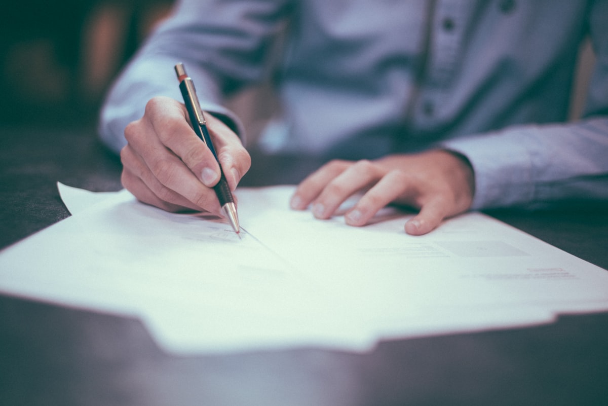 Employment contract being signed compliantly